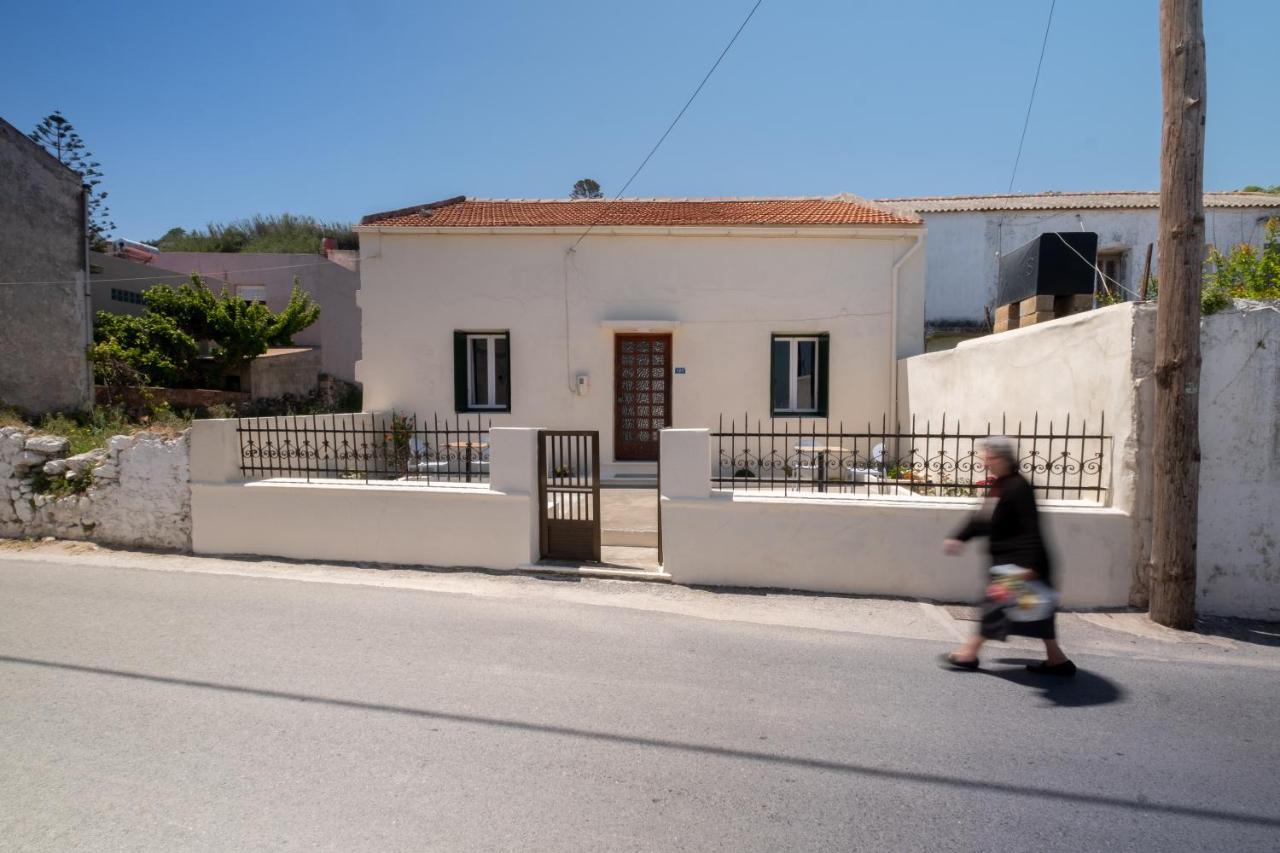 Jasmine Home By The Sea By 8Essentially Kalyves Extérieur photo